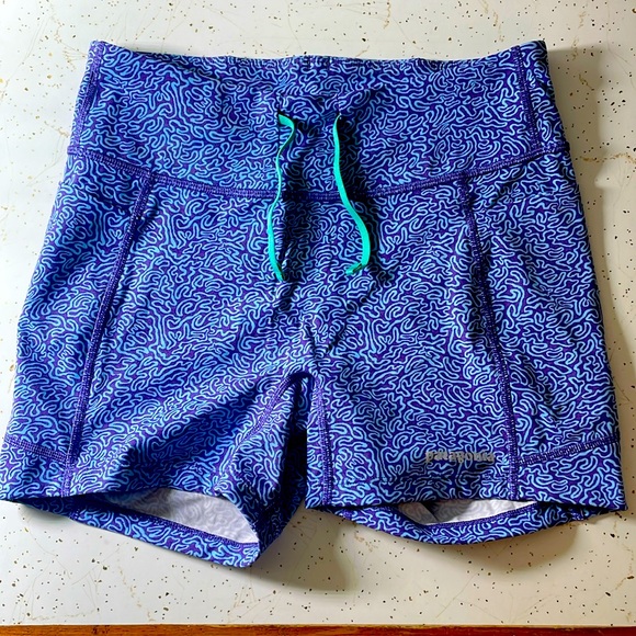 Patagonia W Endless Run Shorts - Picture 1 of 4